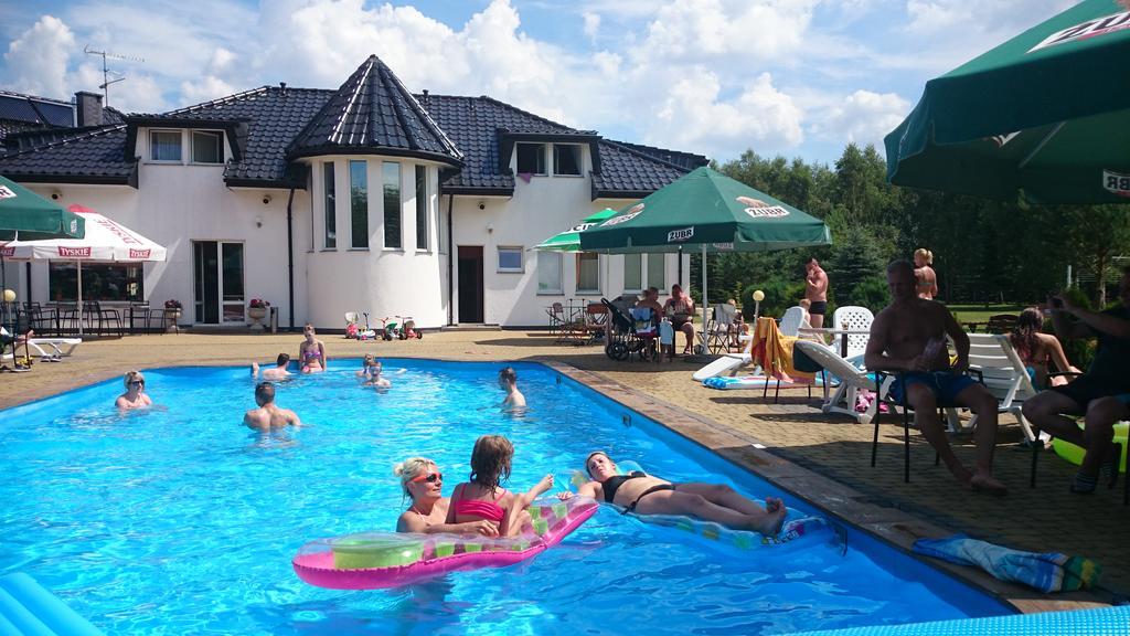 Brydar With Sauna, Swimming Pool And Jacuzzi 미엘노 외부 사진